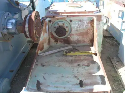 USED LIGHTNIN 79Q60