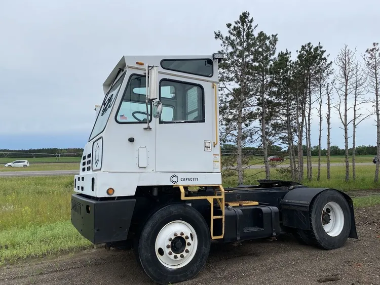 Used 2012 CAPACITY TRAILER JOCKEY Misc Trucks Minnesota US | Carco Truck & Equipment #1514322