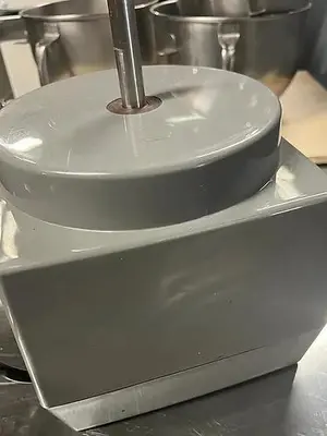 USED ROBOT COUPE R100