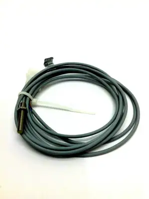USED TURCK ELEKTRONIK PROXIMITY SENSOR M5X0.5 BARREL 10-30VDC PNP