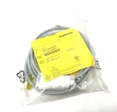 NEW TURCK RECTANGULAR CAPACITIVE SENSOR NO CONTACT PNP OUTPUT 2530001