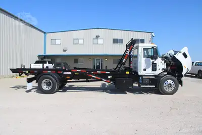 Used 2025 MACK MD7 Rolloff Trucks Texas US | Roll Off Truck World #1491915