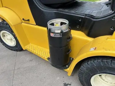 Used YALE GLP155VX Internal Combustion Forklifts: Pneumatic Tire Illinois US | Somerset Equipment Sales #1546210