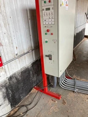 USED WOODLANDIA LOG RIPPER 200XP