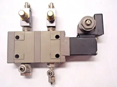 Used Burkert SOLENOID VALVE Solenoid Valves Michigan US | Maverick Industrial Sales #1390909