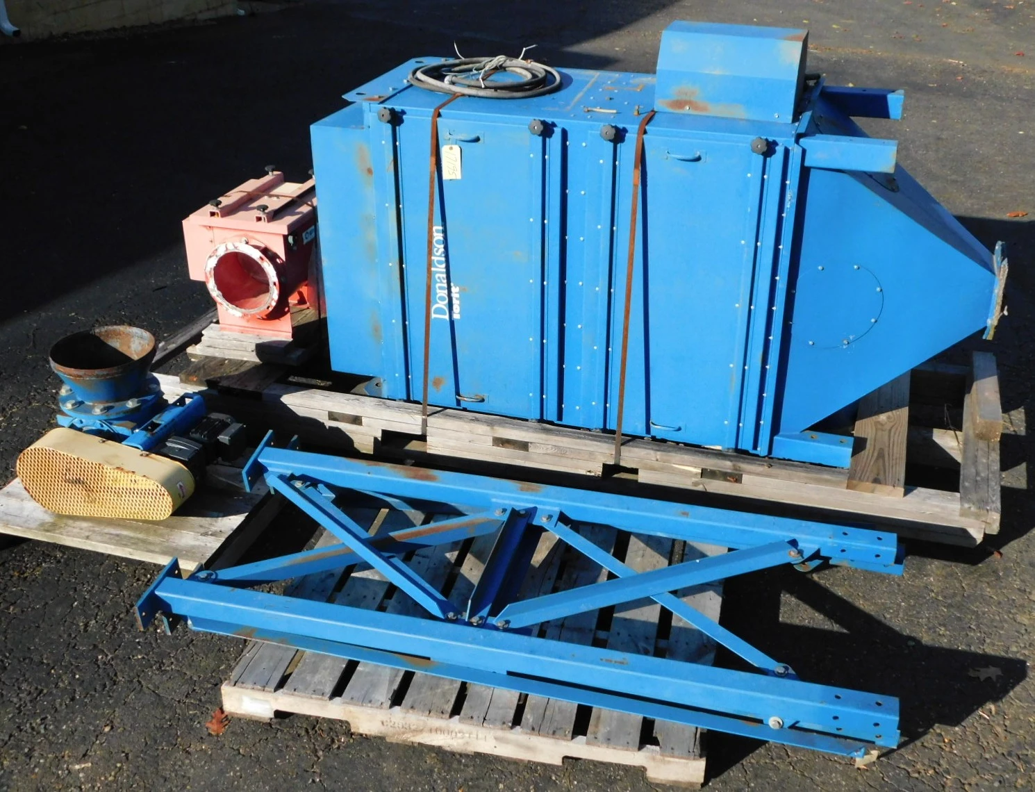 USED DONALDSON UNIMASTER UMA 250