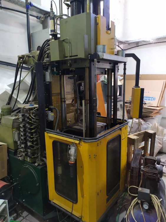 Used DESMA _UNKNOWN_ Injection Molding Machines | TBS Machines #539909