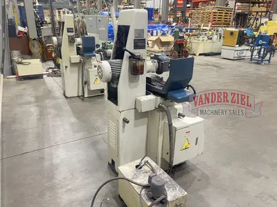 Kent 6"x14" Chuck, #KGS-200, Hand Feed Surface Grinder