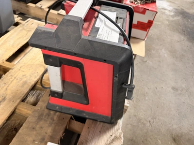 Used MILWAULKEE M18 CHARGER RADIO Battery Chargers Michigan US | Miedema Asset Management Group #1369573