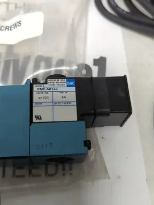 New | in-Stock MAC 825C-PM-501JJ-552 Solenoid Valves | Surplus Asset Holdings #1204253