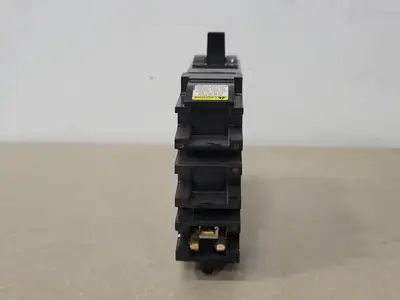 USED SQUARE D FH16015C