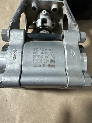 USED Swagelok SS-68TF32