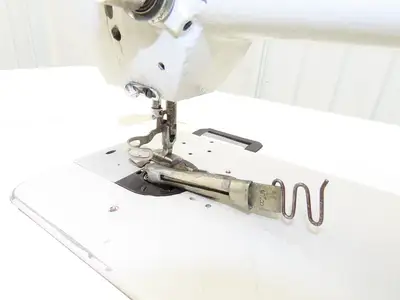 Eagle Huei Hwang Industrial Sewing Machine 120V Bottom Feed Zigzag