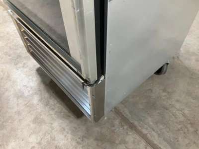 Used TRUE MFG. T-23G ONE SECTION GLASS DOOR REACH-IN REFRIGERATOR Display Refrigerators Michigan US | Miedema Asset Management Group #1580092