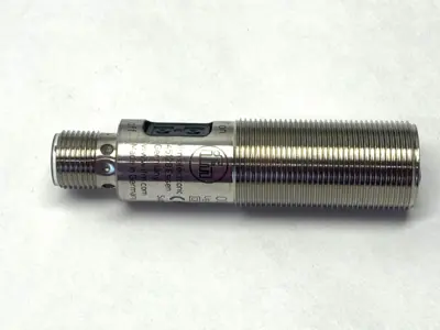 New | in-Stock ifm Laser Diffuse Reflection Sensor OGHLFPKG/US100 MISSING HEX RINGS Photoelectric Sensors Michigan US | Maverick Industrial Sales #1390552
