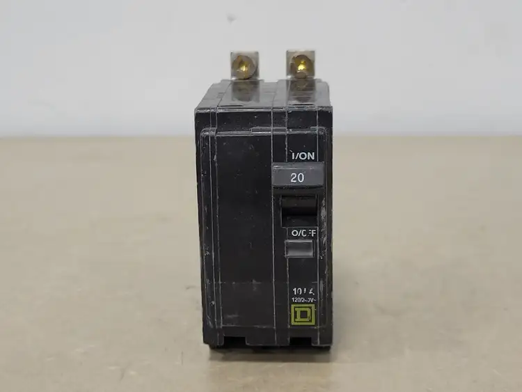 Used SQUARE D QOB220 Switchgears British Columbia CA | Lenmark #240191