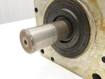 Fanuc A06B-0142-B076 AC Servo Motor 2.1kW 186v 3Ph 2000RPM Encoder A8600360V511