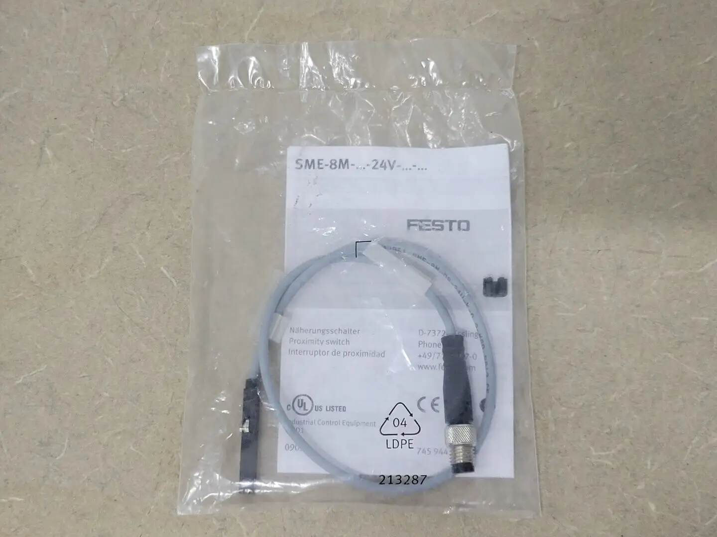 NEW FESTO SME-8M-DS-24V-K-0 3-M8D