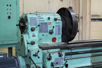 36" X 255" TOS ENGINE LATHE: STOCK #10905