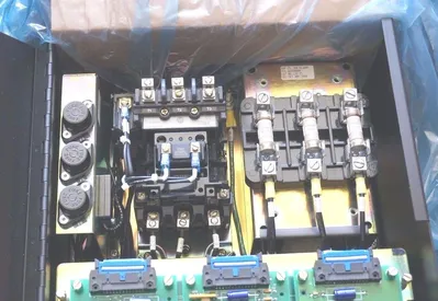 NEW ALLEN BRADLEY 1392-B040-RF-MC-A-H-D1-F1-F4 HIGH PERFORMANCE DRIVE SER. A