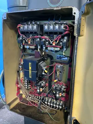 USED MOORE 2