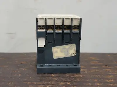 USED TELEMECANIQUE CA3KN22JD