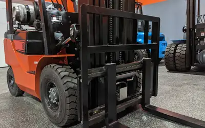 New | in-Stock 2026 Viper FY18 Internal Combustion Forklifts: Pneumatic Tire New York US | United Lift #1446904