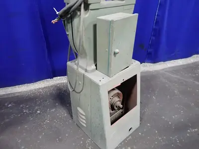 13 1/2" Vertical Band Saw