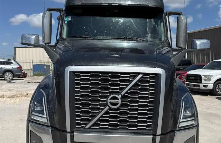 Used 2024 VOLVO VNL64T860 Conventional trucks Texas US | Mitsubishi HC Capital America #325130