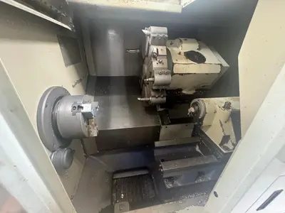 USED 2004 HWACHEON HI-TECH 200A
