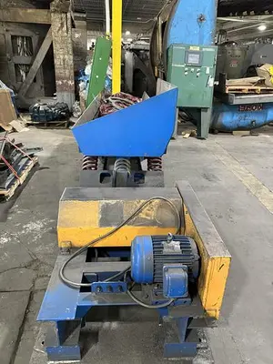 USED 2015 GENERAL KINEMATICS SCRL 24/30 X 8 X 10 CONVEYOR VIBRATING