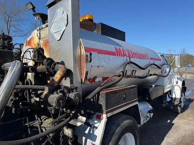 Used 1998 FORD F-SERIES F800 Tanker trucks Kentucky US | Proxy Equipment #1426118