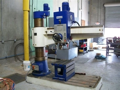 USED 2007 VANGUARD Z3050X16