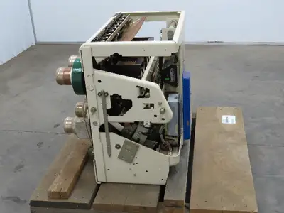 General Electric AK-2A-75-1 GE Air Breaker 3000A 600V Micro Versa Trip Plus