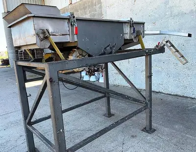 Feeder, Vibratory, 30" x 6-1/2', S/st, #S743924