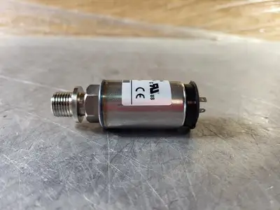 NEW GEMS SENSORS 562714