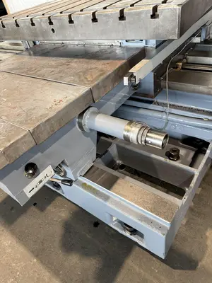 Used 1983 DAEWOO D110RT Horizontal Table Type Boring Mills Ohio US | G-2000, Inc. #1228725