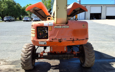 USED 2013 JLG M600JP