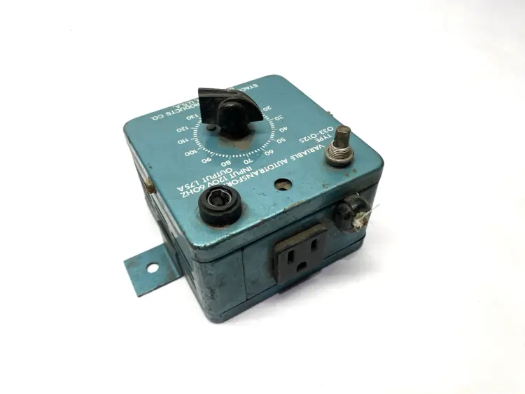 Used STACO VARIABLE TRANSFORMER CUT CORD Transformers Michigan US | Maverick Industrial Sales #1092272