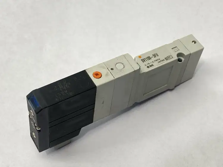 Used SMC Plug-In SIngle Solenoid Valve 5-Port Solenoid Valves Michigan US | Maverick Industrial Sales #1401140