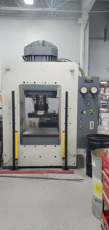 Used 1900 NORDBERG 1000 TON Platen Presses Illinois US | Revelation Machinery #779685