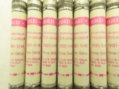 Gould Shawmut TRS1-1/4R Tri-onic Time Delay Fuse 1.25A 600VAC Class RK5 Lot of 9