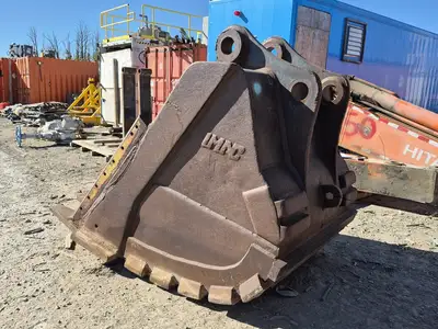 USED 2003 KOMATSU PC600LC-6