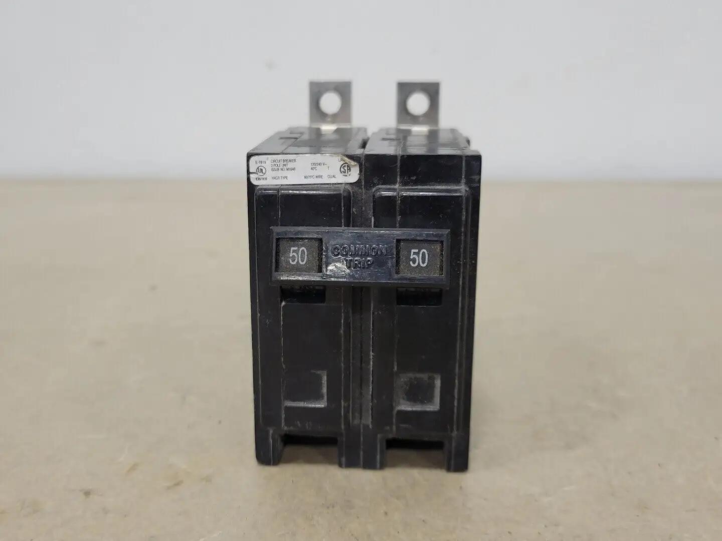USED EATON QBHW2050