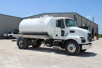 New | in-Stock 2027 MACK MD7 Septic/Sewer/Vacuum Trucks Texas US | Roll Off Truck World #1491897