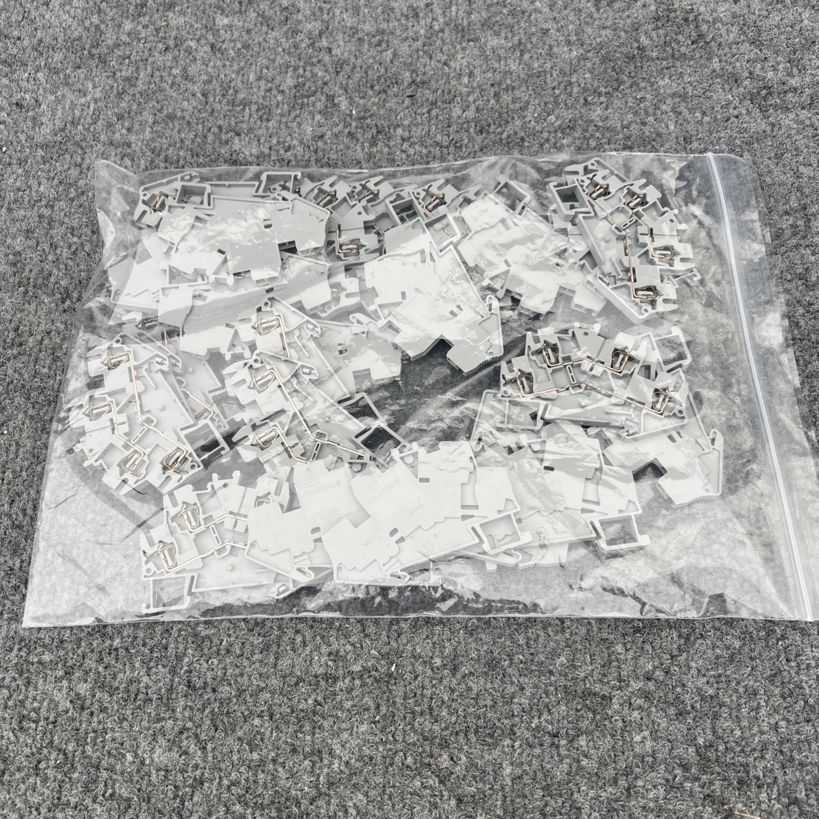 Used Phoenix Contact ["STTBS 2,5", "STTBS 2.5"] Terminal Blocks California US | Davliegogo LLC #1707613