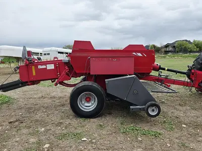 USED 2014 MASSEY FERGUSON 1841