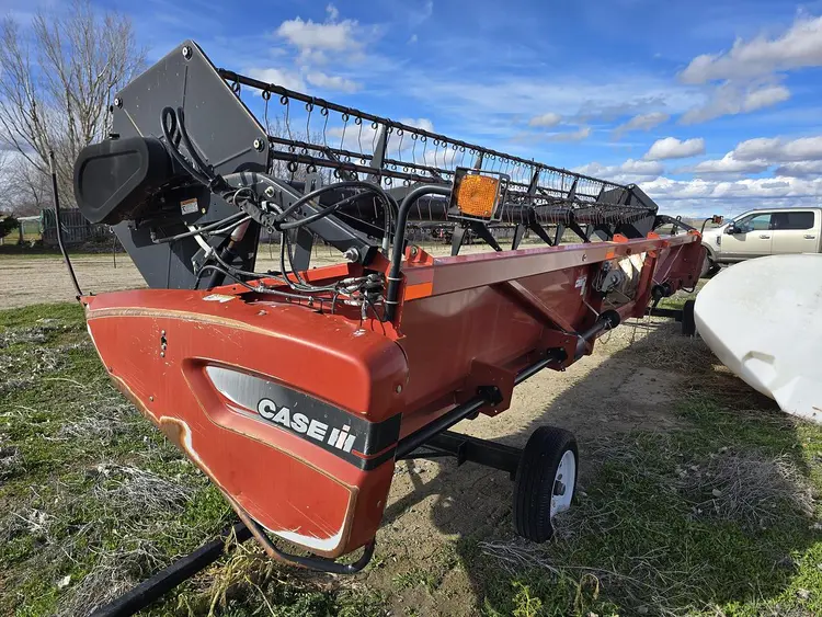 Used 2011 CASE IH 2010 Combines Idaho US | Berry Machinery #910784
