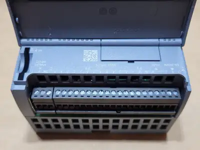 USED SIEMENS 6ES7214-1BG40-0XB0