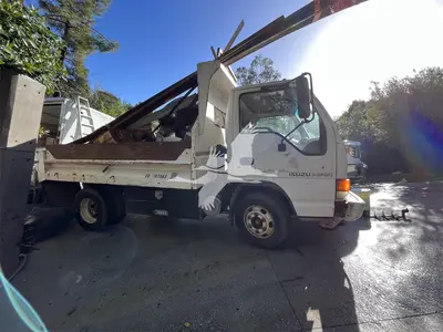 Used 1997 ISUZU NPR Dump trucks California US | Lillo Machinery #1403762